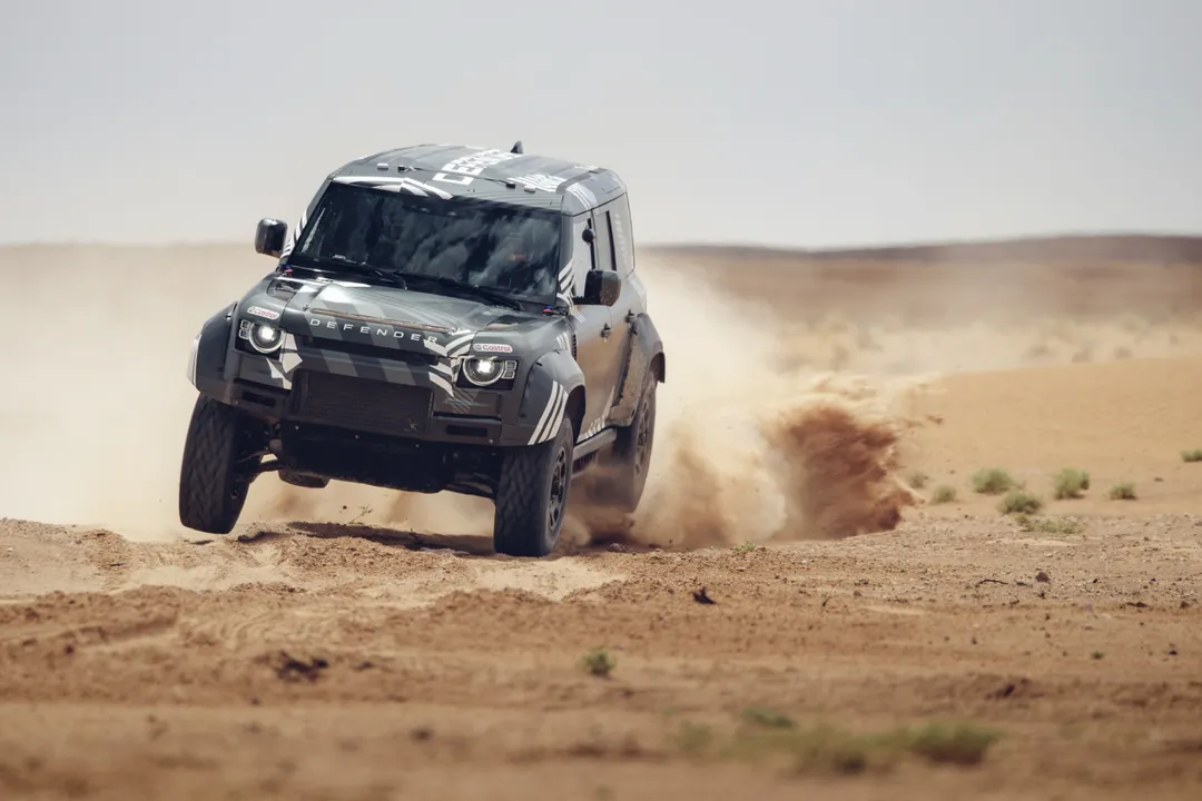 a9893306-e64b-4c4e-bd67-0df3207dd73b-DEFENDER_RALLY_MOROCCO_TEST_004.jpg